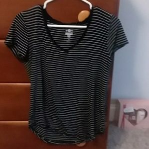 Womens VneckRelaxed black and white striped shirt